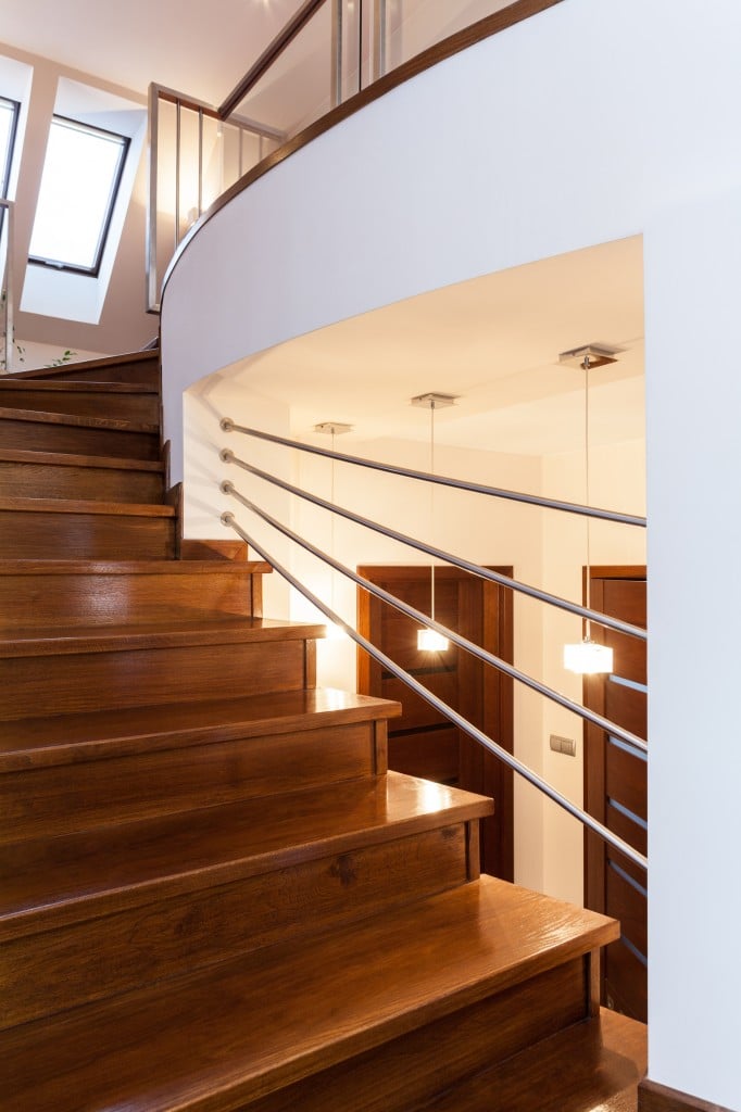 ESCALIER ESCALIER