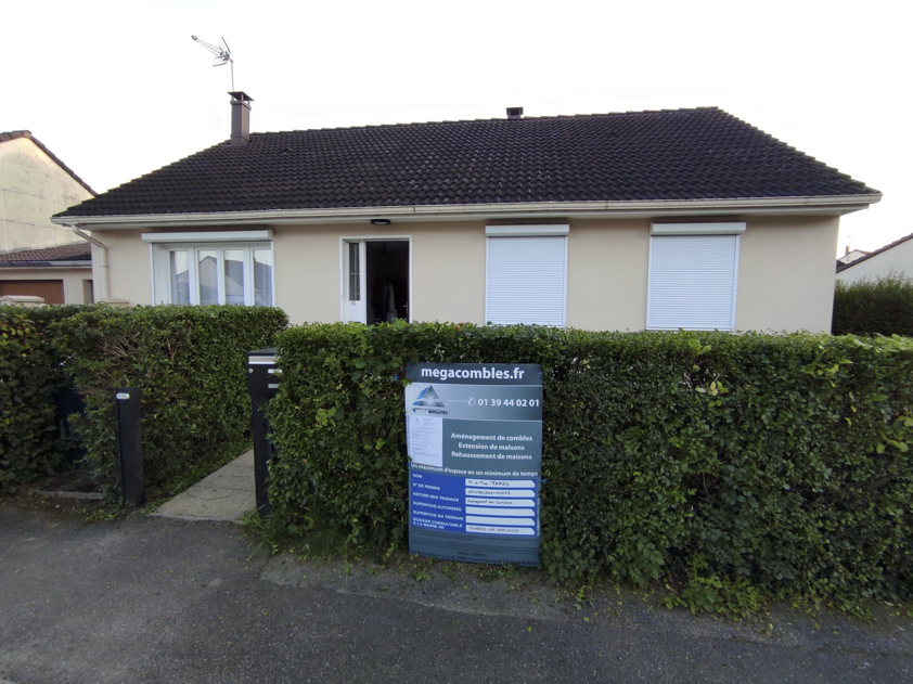 Vue extérieure maison avant aménagement de combles Le Perray-en-Yvelines 78